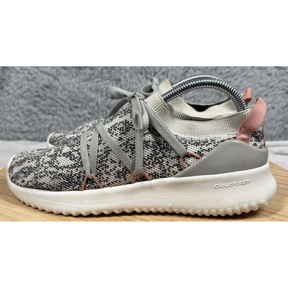 Adidas Womens Ultimamotion‎ 1Y3001 White Running Shoes Sneakers Size 8.5
